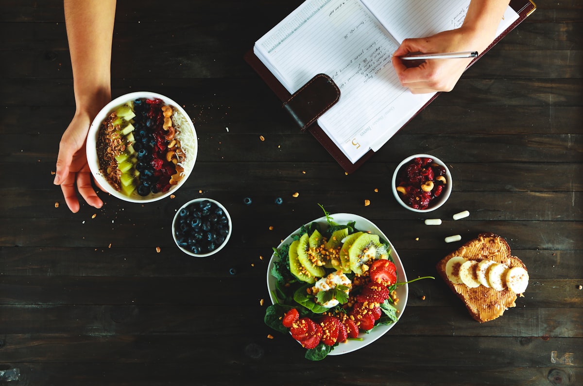 Echipa nutriționiști HealthcareNutritionPro